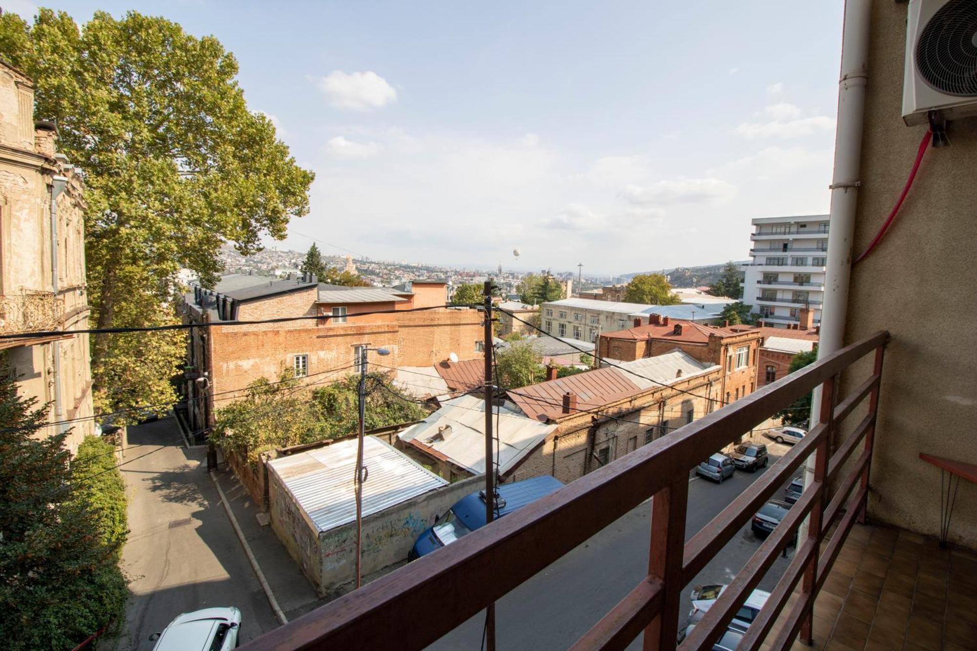 Funicular Apartments Tbilisi Buitenkant foto